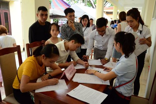 Nghỉ việc sau khi nghỉ thai sản có được hưởng chế độ thất nghiệp?