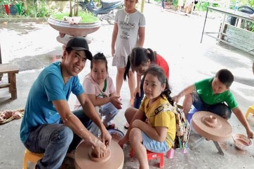 Anh chàng 'nhà quê' với mô hình kinh doanh 'độc, lạ'