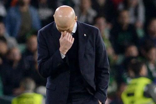 Zidane: 'Tôi phát mệt vì mọi người nói Real thắng nhờ trọng tài'
