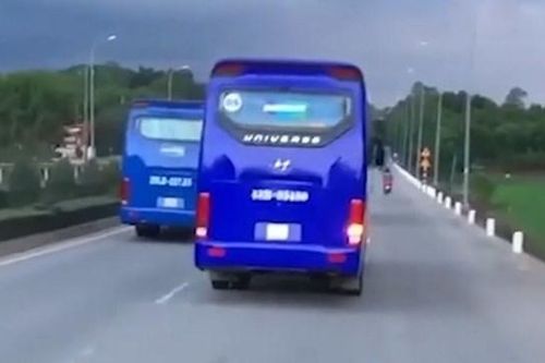 Phạt 8 triệu, tước bằng 2 tháng hai tài xế cản đường xe chữa cháy