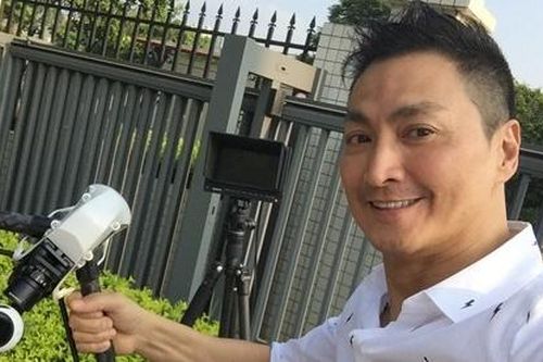 'Triển Chiêu' Hà Gia Kính bán rong biển kiếm triệu USD