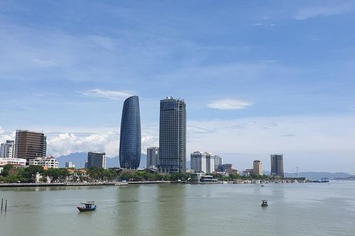 Vì sao kinh tế Đà Nẵng tăng trưởng âm sau 23 năm?