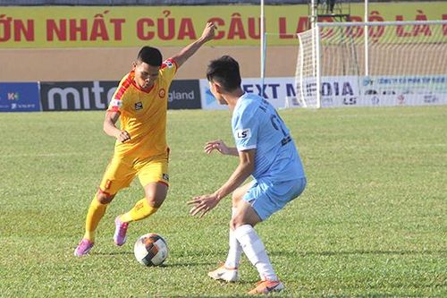 HLV Thành Công nhận hết trách nhiệm khi Thanh Hóa thua trắng Đà Nẵng