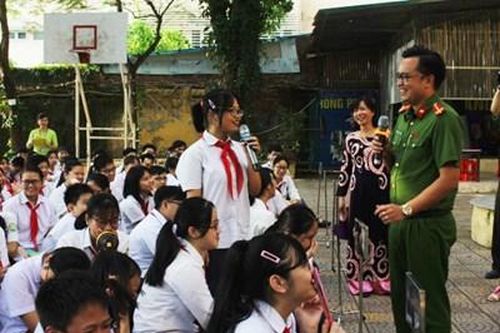 'Cẩm nang' phòng, chống ma túy trong học đường