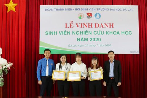 Trường ĐH Đà Lạt: Vinh danh sinh viên nghiên cứu khoa học năm 2020