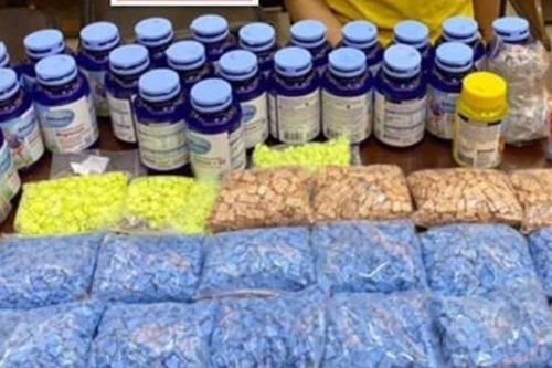 Khởi tố đối tượng buôn bán gần 11 nghìn viên ma túy tổng hợp