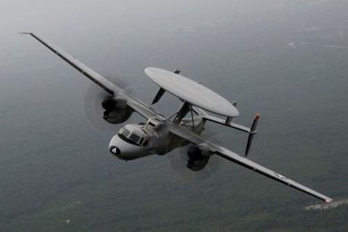 DSCA tiết lộ việc bán 3 máy bay E-2D Advanced Hawkeye với giá 2 tỷ USD