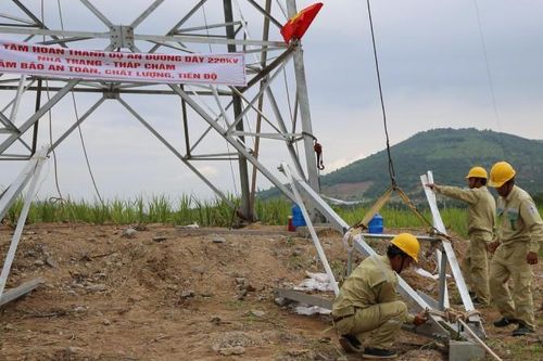 Rào cản tiến độ giải phóng mặt bằng dự án truyền tải điện