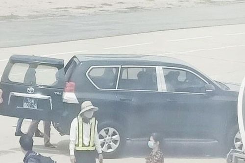 Tỉnh ủy Phú Yên nói gì vụ Phó Bí thư dùng xe biển xanh đón sát máy bay?