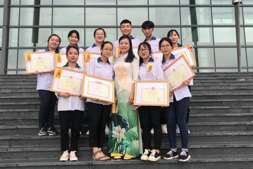 Một lớp học ở Vĩnh Phúc được thưởng gần 300 triệu đồng