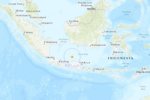 Hai trận động đất xảy ra liên tiếp làm rung chuyển Indonesia