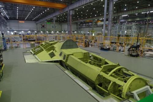 Nguyên mẫu tiêm kích tàng hình KF-X của Hàn Quốc chuẩn bị ra mắt