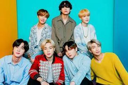 Vừa chăm chỉ hoàn thiện album mới, BTS còn khiến các fan hâm mộ 'nở mũi' khi trở thành những Thạc sĩ trong tương lai