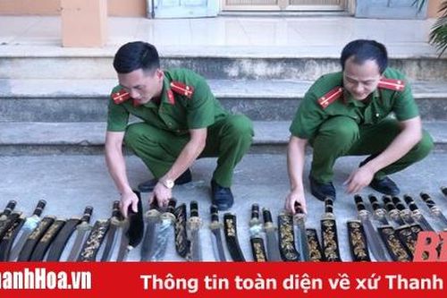 Thu giữ số lượng lớn vũ khí, công cụ hỗ trợ vận chuyển qua đường bưu điện
