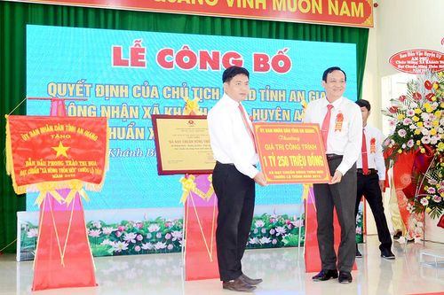 Khánh Bình đạt chuẩn xã nông thôn mới