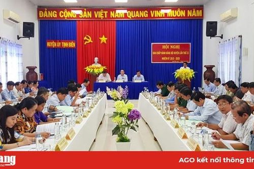 Hội nghị Ban Chấp hành Đảng bộ huyện Tịnh Biên lần thứ 21 (nhiệm kỳ 2015-2020)