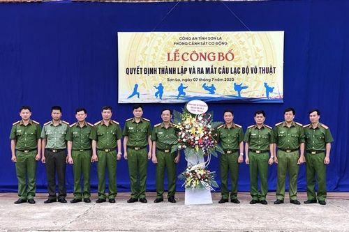 Ra mắt Câu lạc bộ võ thuật Phòng Cảnh sát cơ động