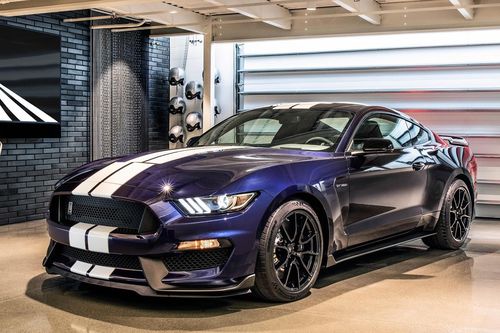 Ford Mustang thống trị doanh số thế giới xe 'cơ bắp'