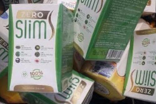 Cần xử lý nghiêm hành vi vứt bỏ hàng trăm lọ sản phẩm giảm cân ở vỉa hè Đại lộ Thăng Long