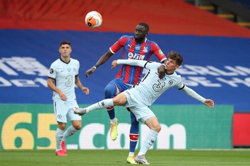 Chelsea vào top 3 sau trận thắng kịch tính
