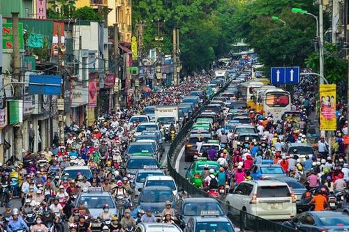 Tiếng còi xe: Đừng làm khổ nhau