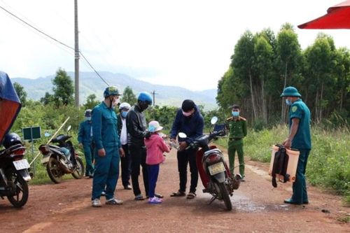 Sẵn sàng hỗ trợ trực tuyến điều trị bạch hầu tại các tỉnh Tây Nguyên