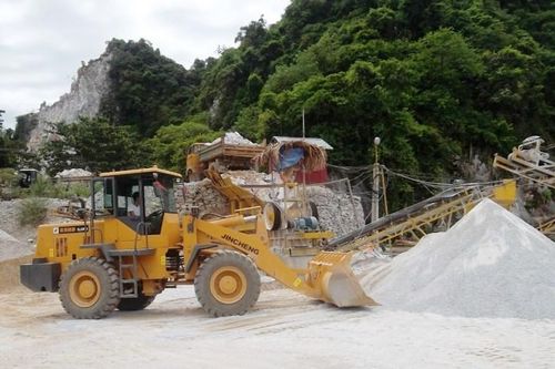 Nhiều doanh nghiệp khai thác khoáng sản tại Quảng Bình vi phạm, nợ thuế