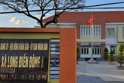 Cảnh cáo một huyện ủy viên sử dụng học bạ giả