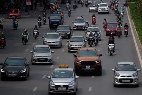 Từ 1-8, ô tô kinh doanh vận tải sẽ phải đăng ký biển số màu vàng