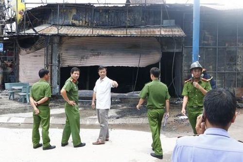 Cháy tiệm cầm đồ ở Bình Dương, 3 người tử vong