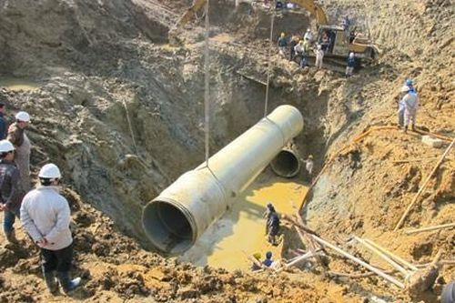 Đường dẫn nước sông Đà gặp sự cố, Viwasupco tạm ngưng cấp nước