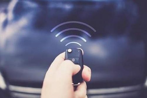 Cảnh báo chiêu hack chìa khóa thông minh ô tô