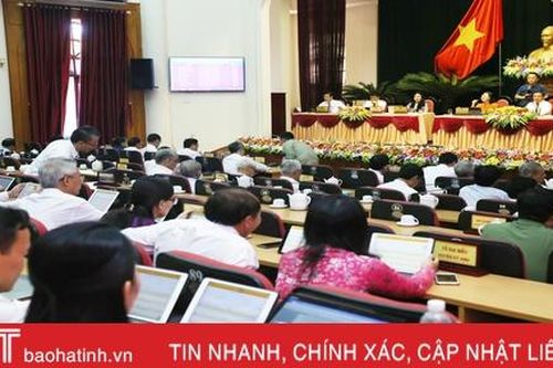 Lần đầu tiên, HĐND tỉnh Hà Tĩnh họp 'không giấy'