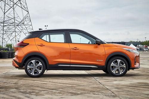 Khám phá crossover giá rẻ vừa được Nissan trình làng