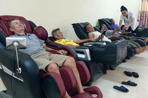 Quan tâm chăm sóc người có công với cách mạng