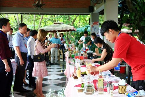 14 đơn vị tham gia Hội thi pha chế đồ uống tỉnh lần thứ nhất
