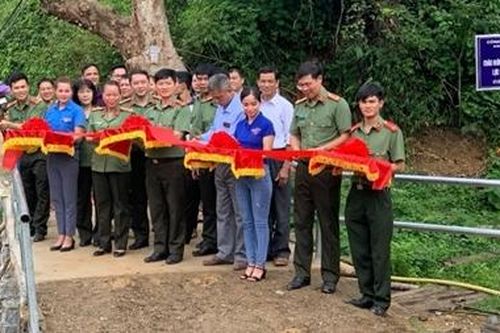 Công an tỉnh Bắc Kạn bàn giao cầu dân sinh thôn Nà Thỏa