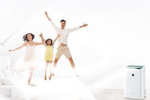 Máy lọc không khí giúp gia đình bình tĩnh trong dịch bệnh