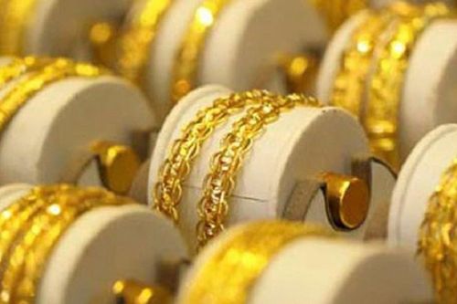 Giá vàng tăng cao kỷ lục, người dân đứng ngồi không yên