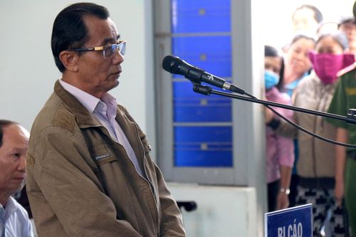 Hoãn phiên tòa xét xử nguyên Chủ tịch TP Phan Thiết