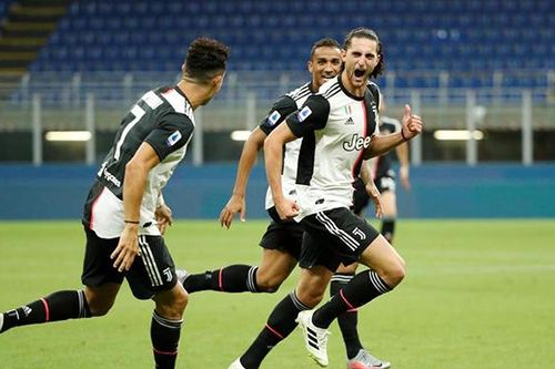 Fan phát cuồng với pha solo đẳng cấp của Rabiot, đến Ronaldo cũng phải chúc mừng