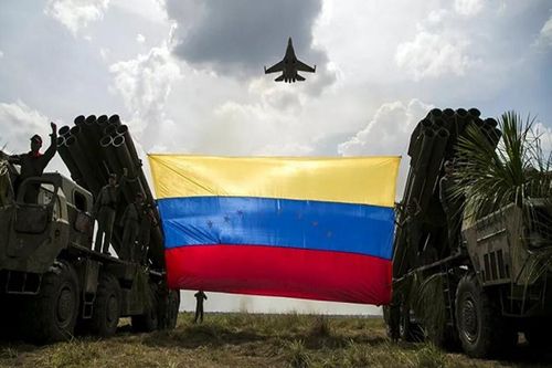 Nóng: Lộ nguyên nhân Không quân Venezuela vừa bắn hạ máy bay Mỹ