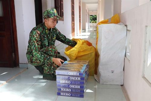 An Giang: Buôn lậu thuốc lá qua biên giới phức tạp trong đêm