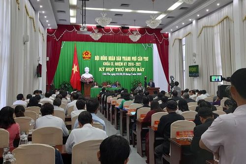 Vì sao tăng trưởng kinh tế Cần Thơ thấp nhất trong 10 năm qua?