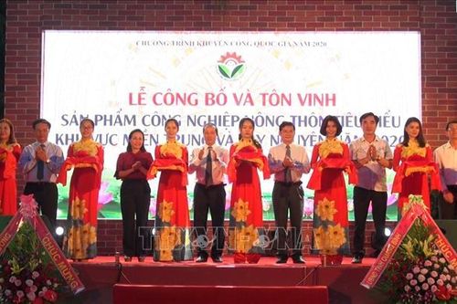Hội chợ triển lãm hàng công nghiệp nông thôn khu vực miền Trung-Tây Nguyên