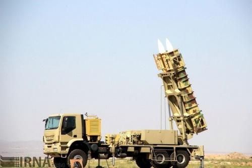 Iran tuyên bố điều động thêm tên lửa phòng không sang Syria
