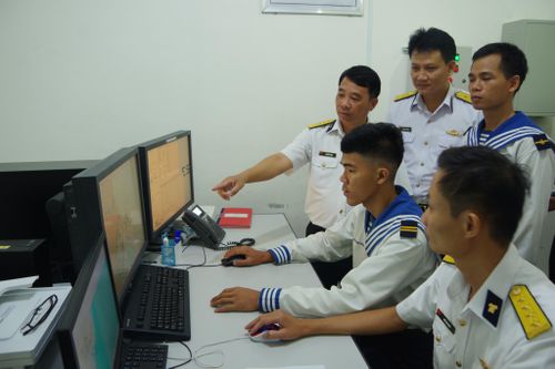 Đảng ủy Trung đoàn 451: Làm tốt công tác chính trị tư tưởng cho cán bộ, chiến sĩ