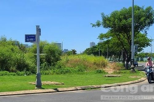 Hủy đấu giá khu đất vàng hơn 300 tỷ đồng vì một tin nhắn 'lạ'
