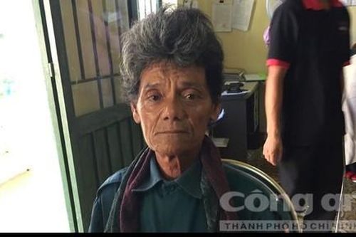 Cụ ông bắn trọng thương 'cát tặc' rồi ra đầu thú