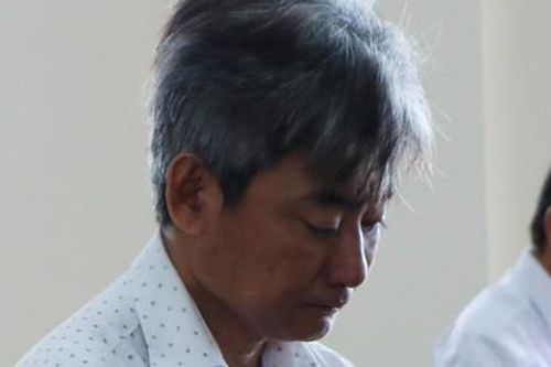 Thua bạc không chung tiền, còn đâm chết người